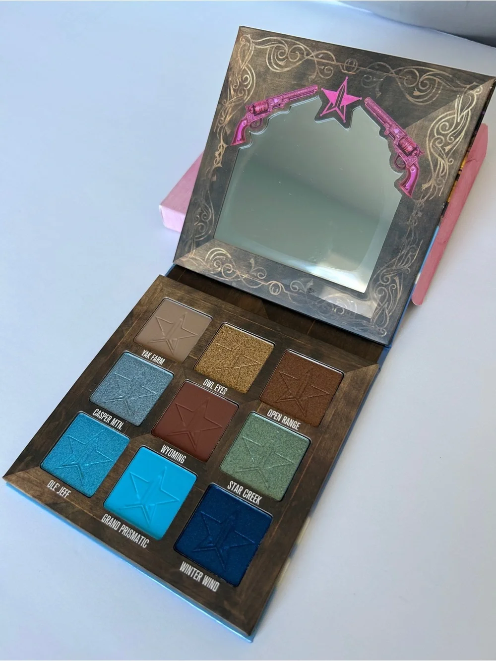 Jeffree Star- Star Ranch Eyeshadow Palette